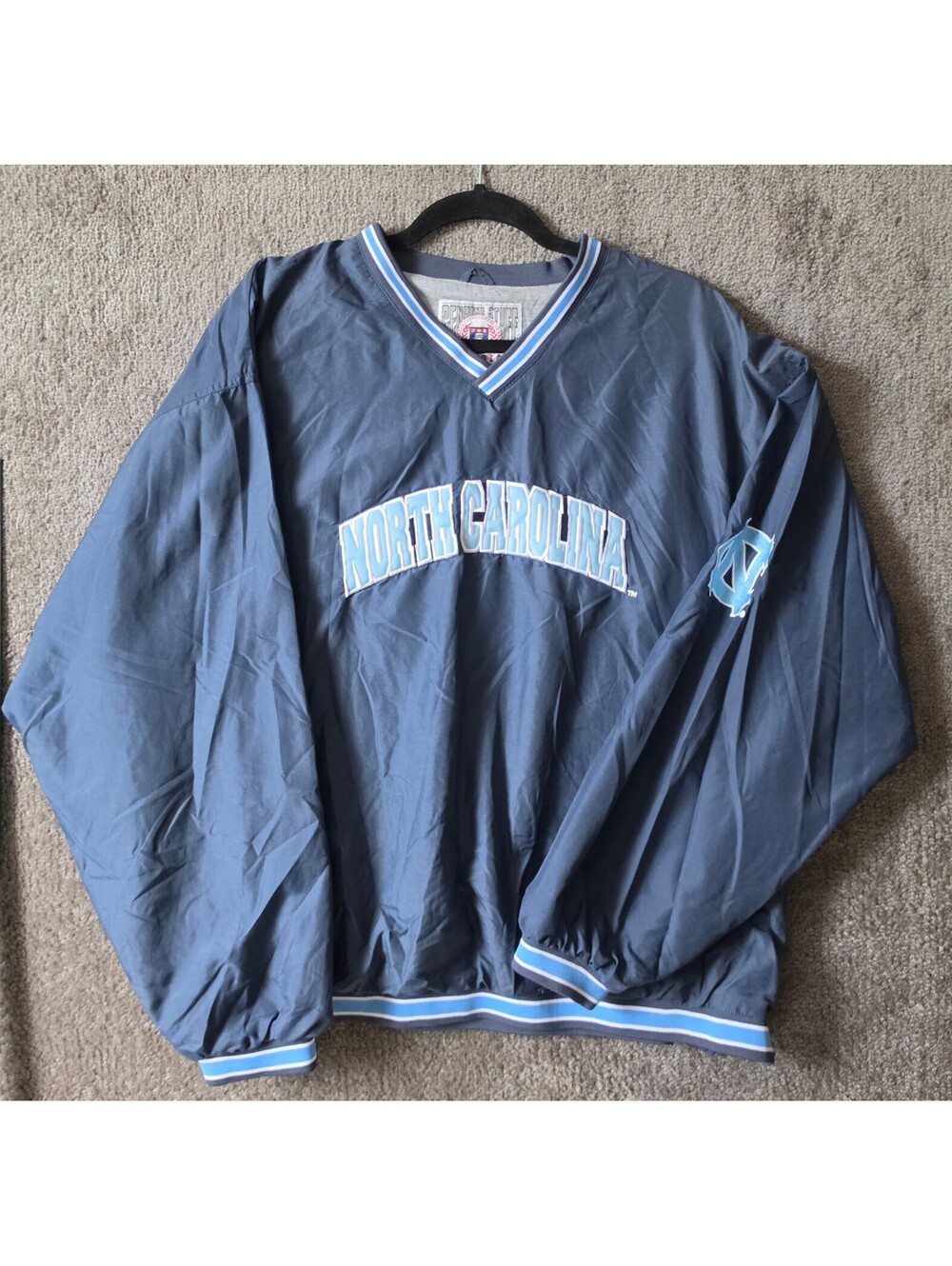 Genuine Stuff Sweater Men Sz Lg Navy NC Tar Heels V-Neck Pullover Windbreaker